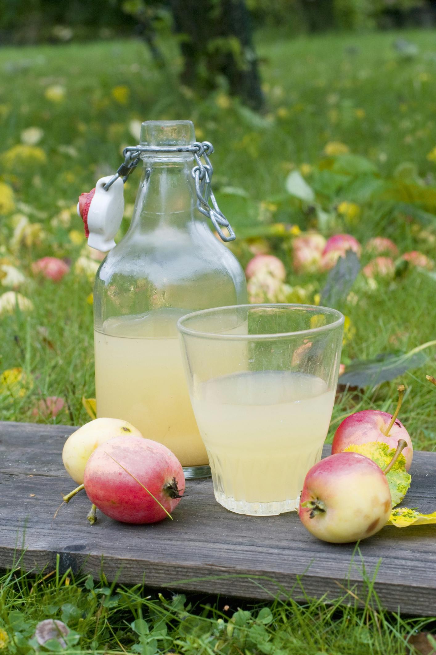 5. Tilby et godt alkoholfritt alternativ Alkoholfri drikke til fest